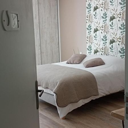 Chambres Et Tables D'Hotes " O Doux Matins " Aux Portes De Chinon Riviere  Exterior photo